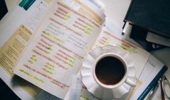 Freelance là gì? Dịch thuật